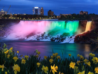 Niagara Falls bei Nacht