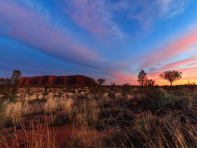 Sonnenaufgang am Uluru